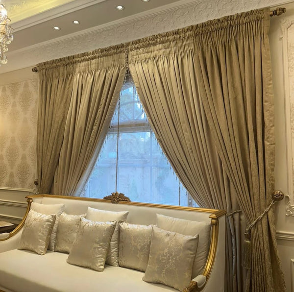 4 Panel Velvet Curtains  with Double Nefa And Riffle Tape  And 4 Tussels